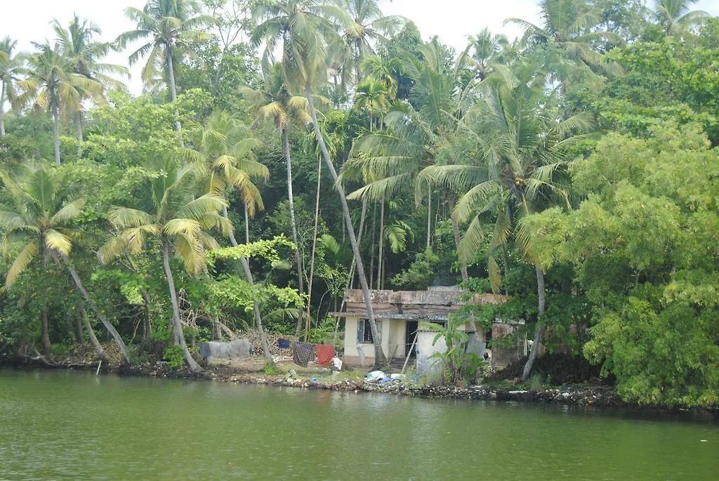 Hill Top Ayurvedic Beach Resort